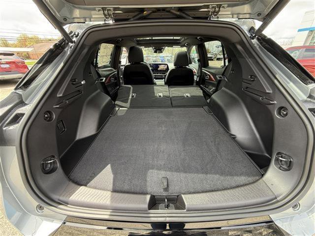 New 2025 Chevrolet Equinox EV RS image 32