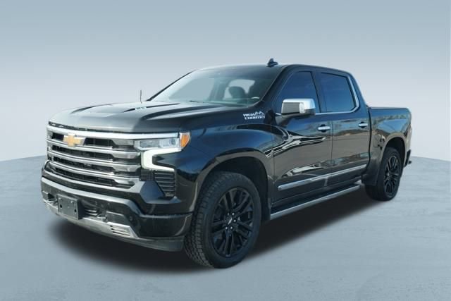 Used 2024 Chevrolet Silverado 1500 High Country image 3