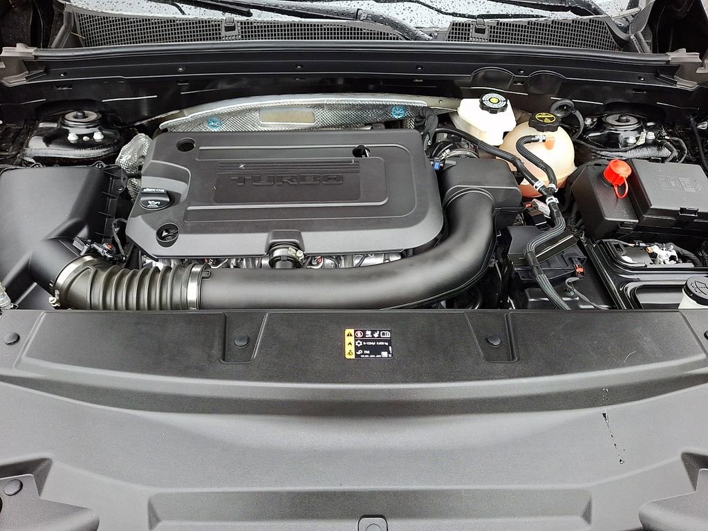 Certified 2025 Buick Envision Sport Touring image 29