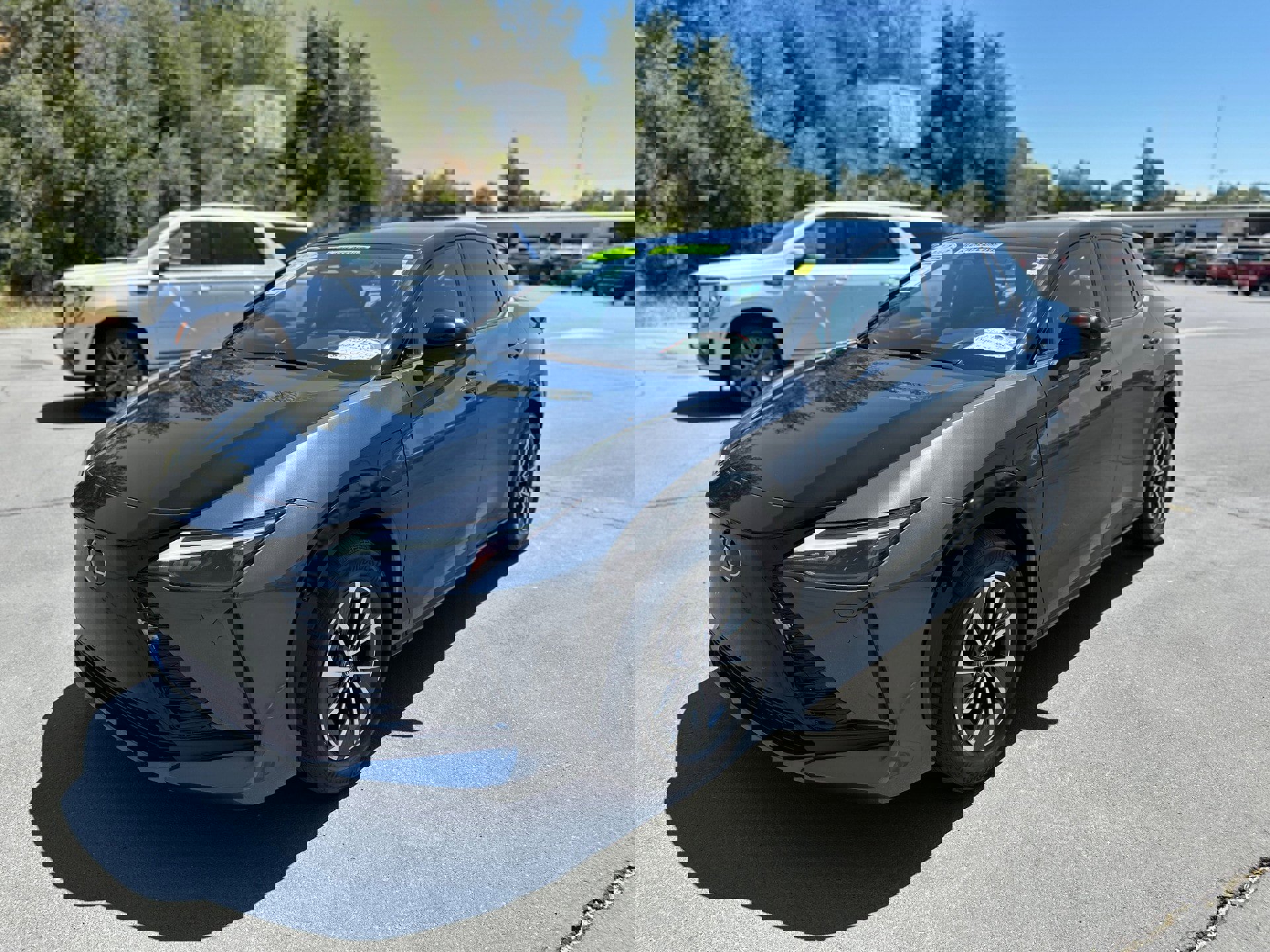 Used 2023 Lexus RZ 450e Premium image 2