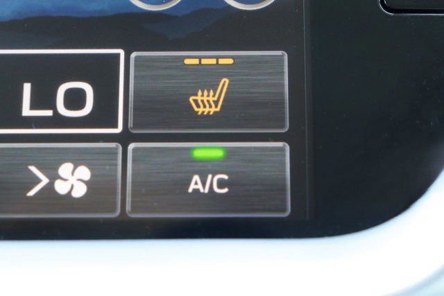 Used 2024 Subaru Outback Limited XT AWD/4WD image 17