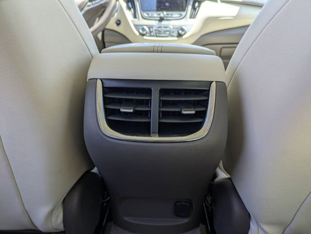 Used 2022 Chevrolet Malibu LT w/ Leather Package FWD image 28