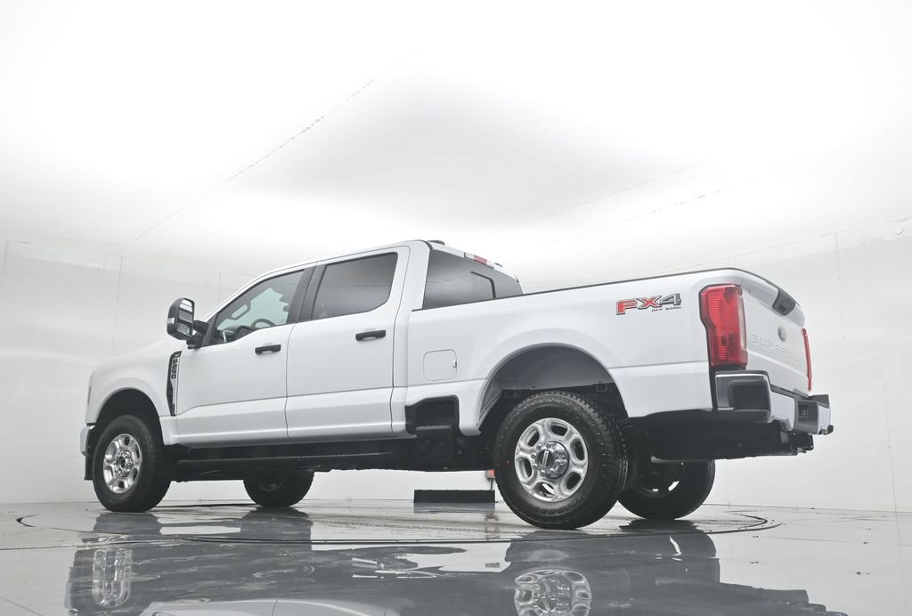 New 2026 Ford F250 XLT w/ FX4 Off-Road Package AWD/4WD image 54
