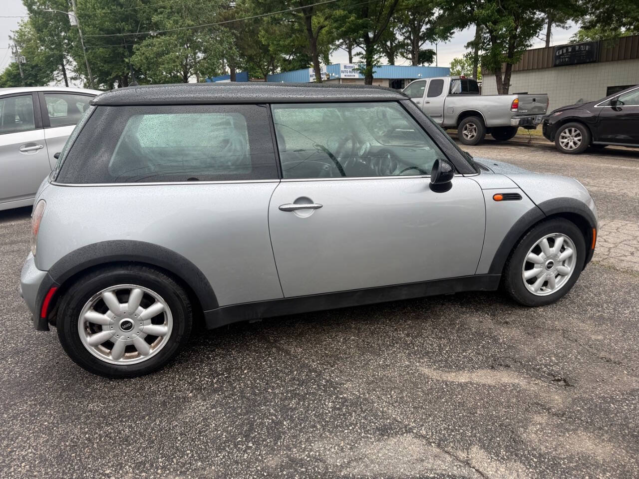 Used 2003 MINI Cooper Hardtop FWD image 4