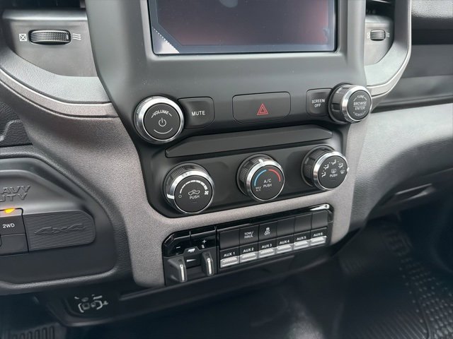 New 2024 RAM 3500 Tradesman image 9