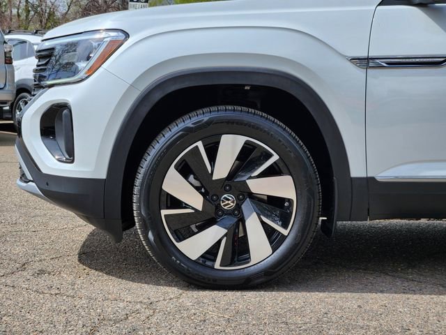 Certified 2024 Volkswagen Atlas Cross Sport SEL image 8