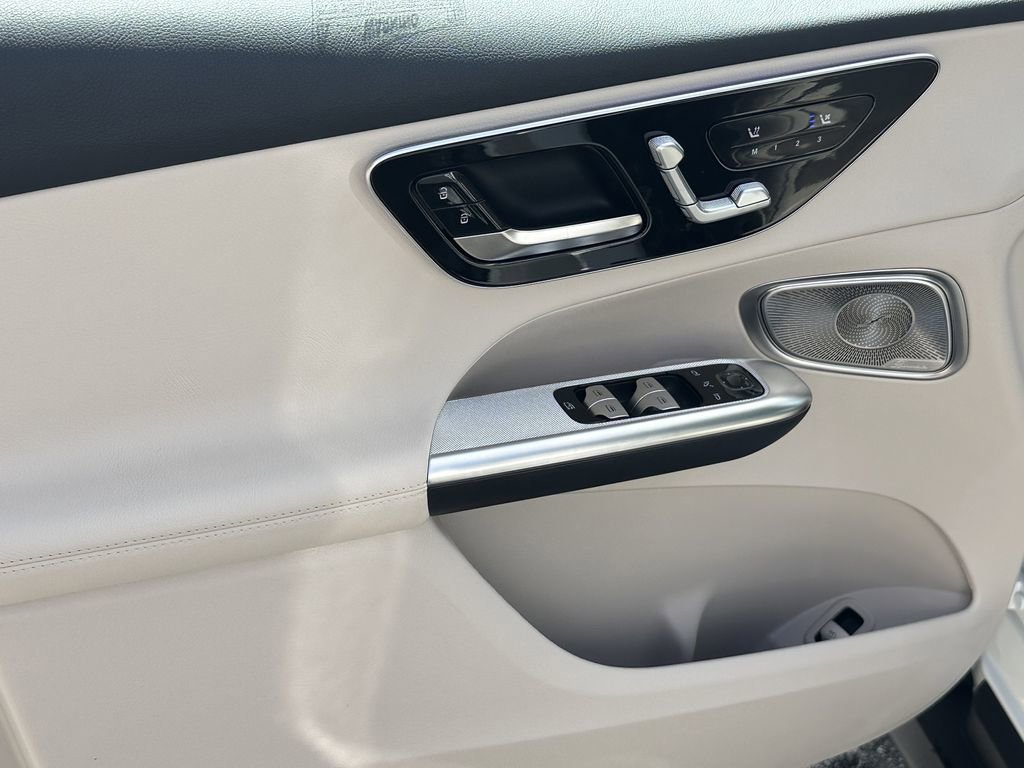 New 2026 Mercedes-Benz GLC 300 4MATIC image 11