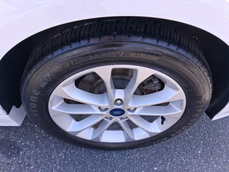 Used 2019 Ford Fusion SE FWD image 17