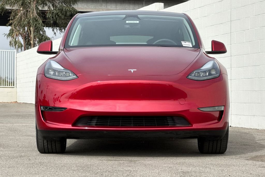 Used 2024 Tesla Model Y 2WD image 11
