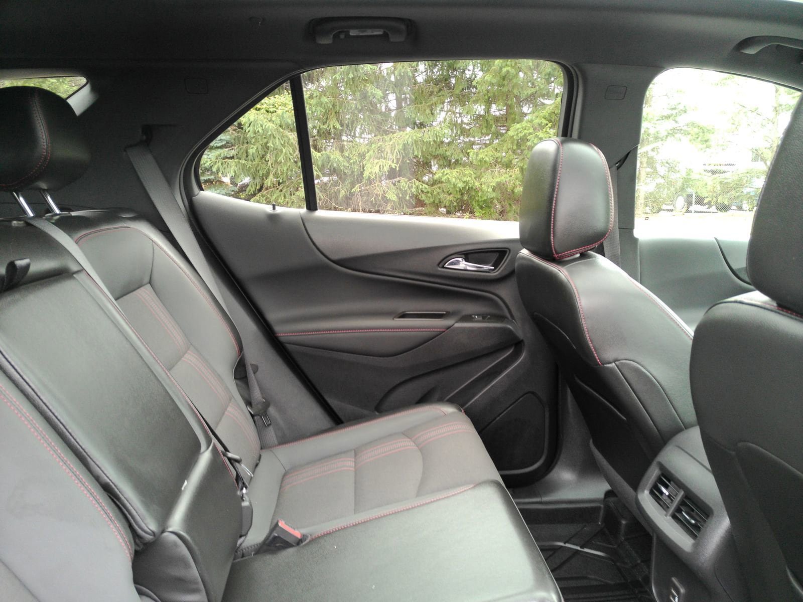 Certified 2023 Chevrolet Equinox RS AWD/4WD image 12