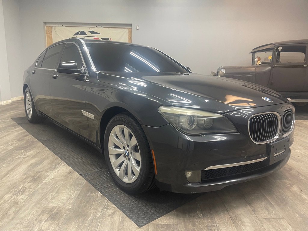 Used 2009 BMW 750Li image 5
