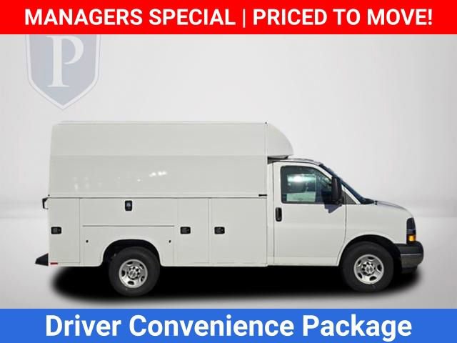 New 2025 Chevrolet Express 3500 w/ Power Convenience Package RWD image 4