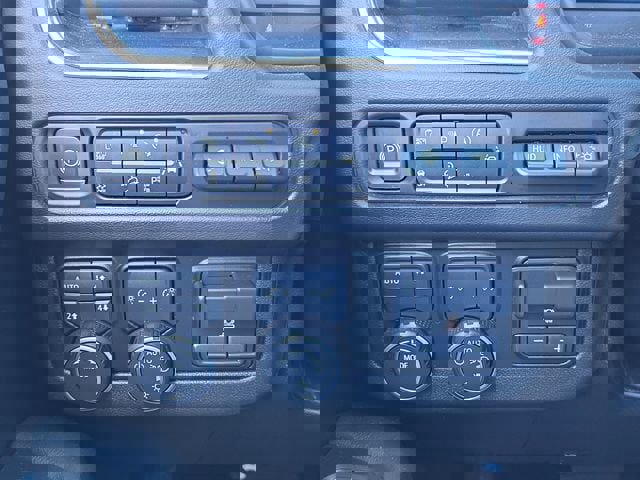 Used 2023 Chevrolet Tahoe High Country w/ Advanced Technology Package AWD/4WD image 30