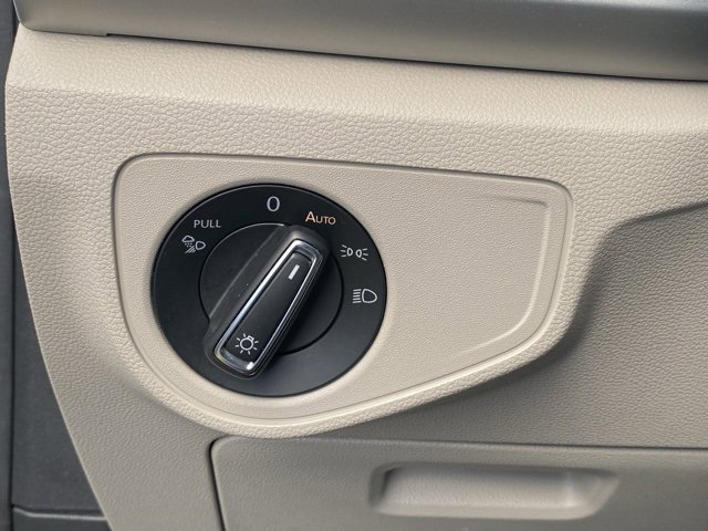 Used 2021 Volkswagen Atlas SE image 14