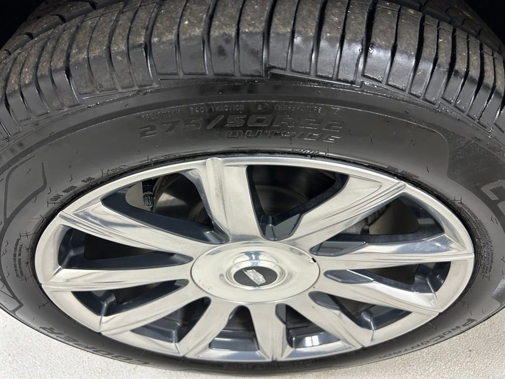 Used 2023 Cadillac Escalade Premium Luxury Platinum image 9