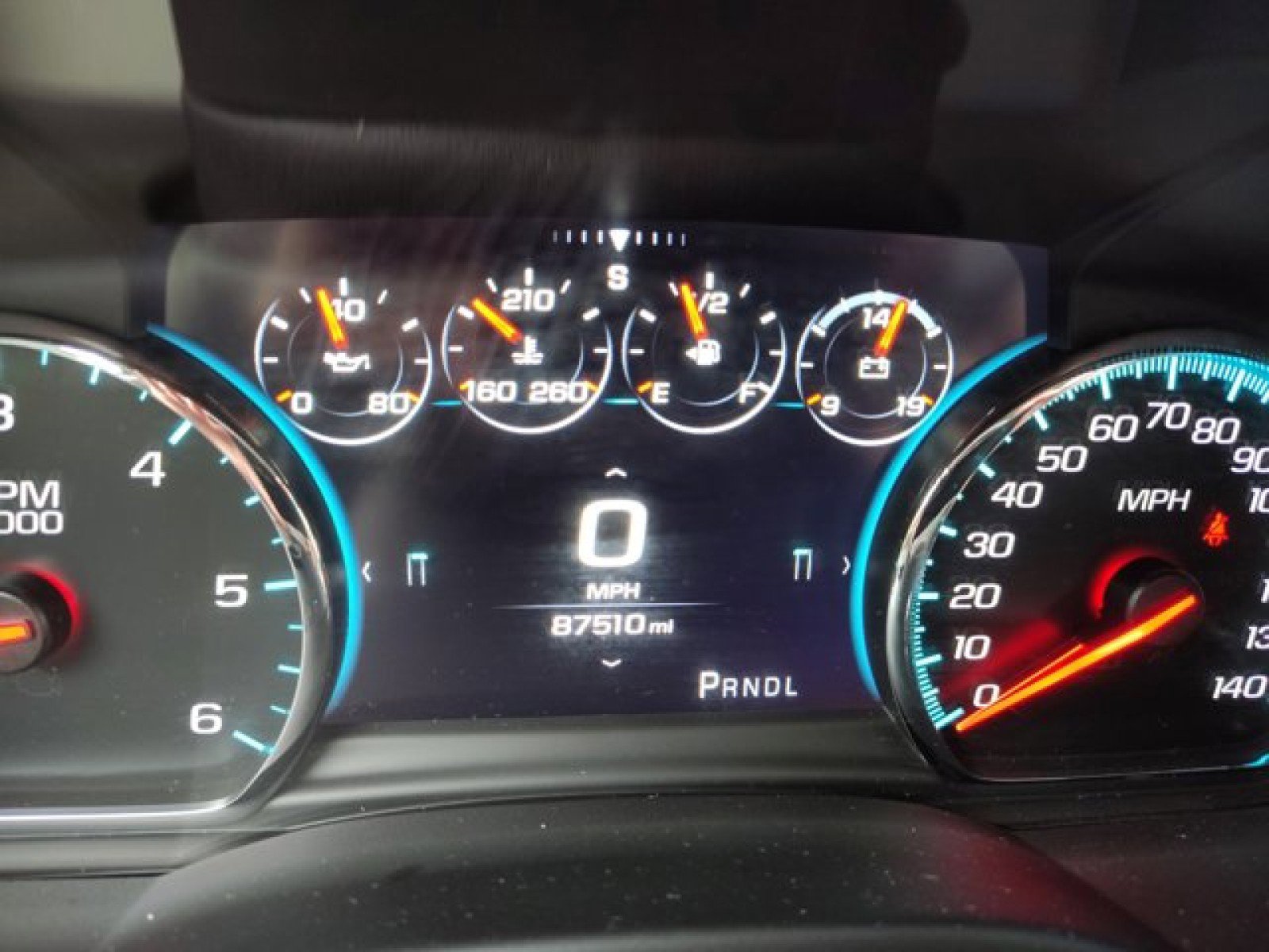 Used 2018 Chevrolet Tahoe Premier image 26