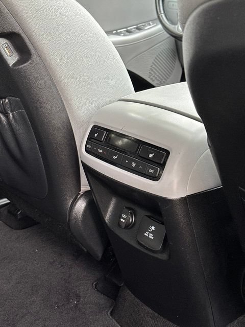 Used 2020 Hyundai Palisade SEL w/ Premium Package AWD/4WD image 27