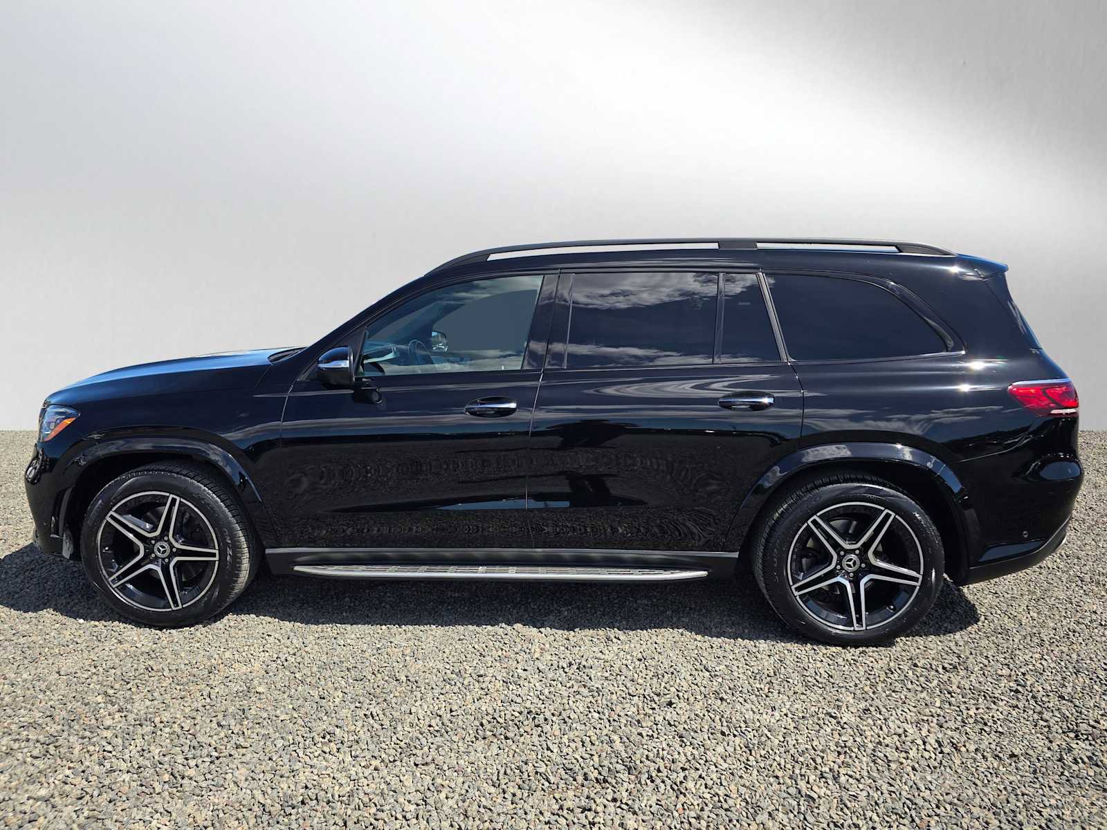 Used 2021 Mercedes-Benz GLS 580 4MATIC image 6