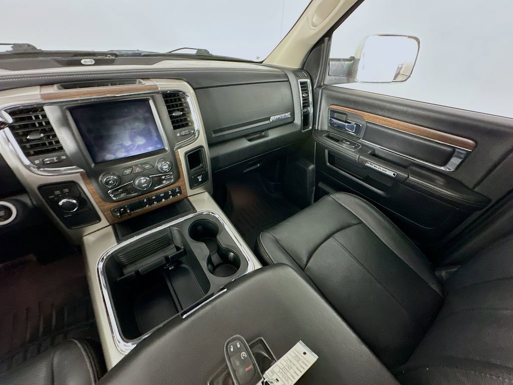 Used 2018 RAM 2500 Laramie AWD/4WD image 11