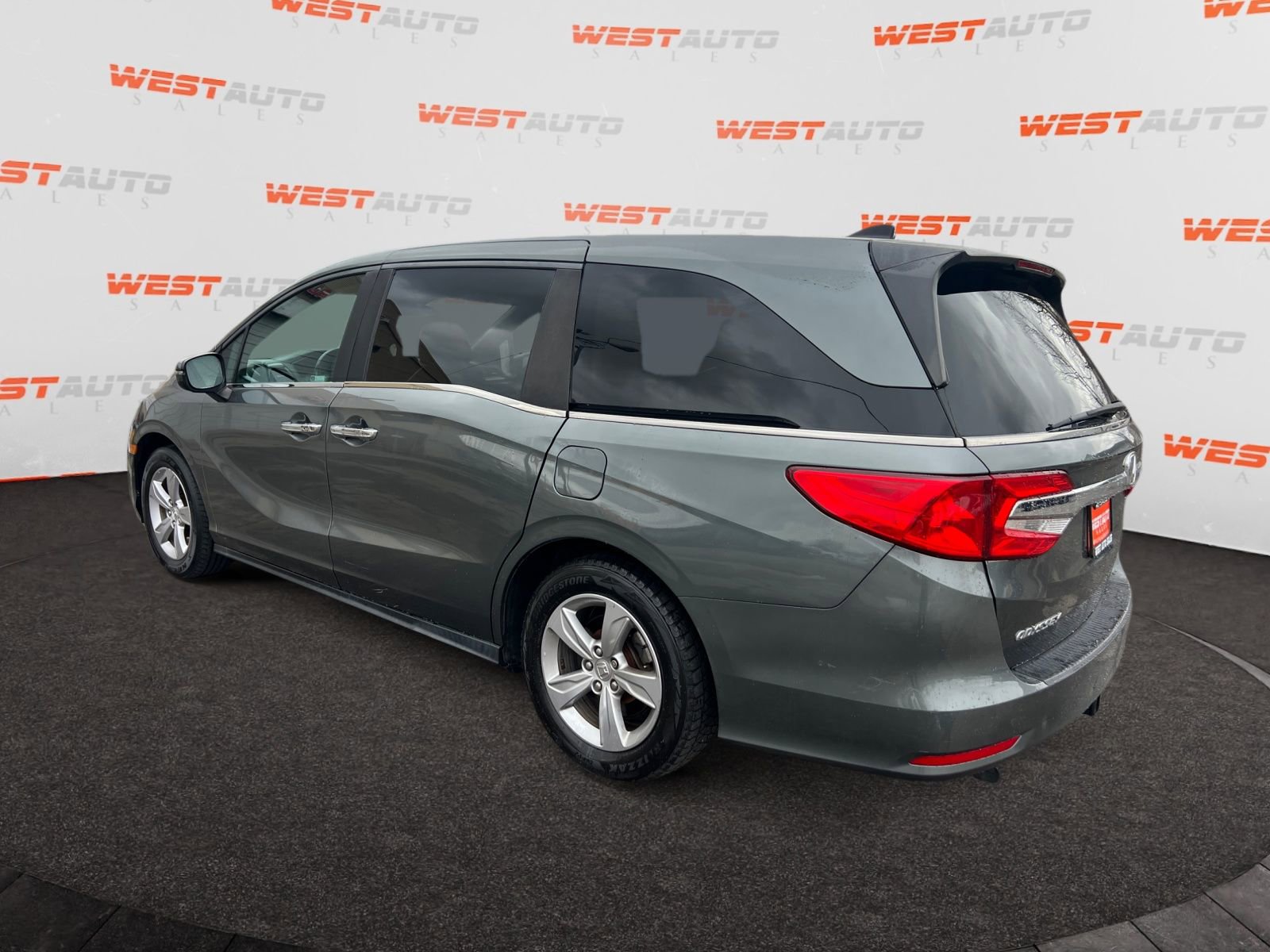 Used 2018 Honda Odyssey EX-L image 3