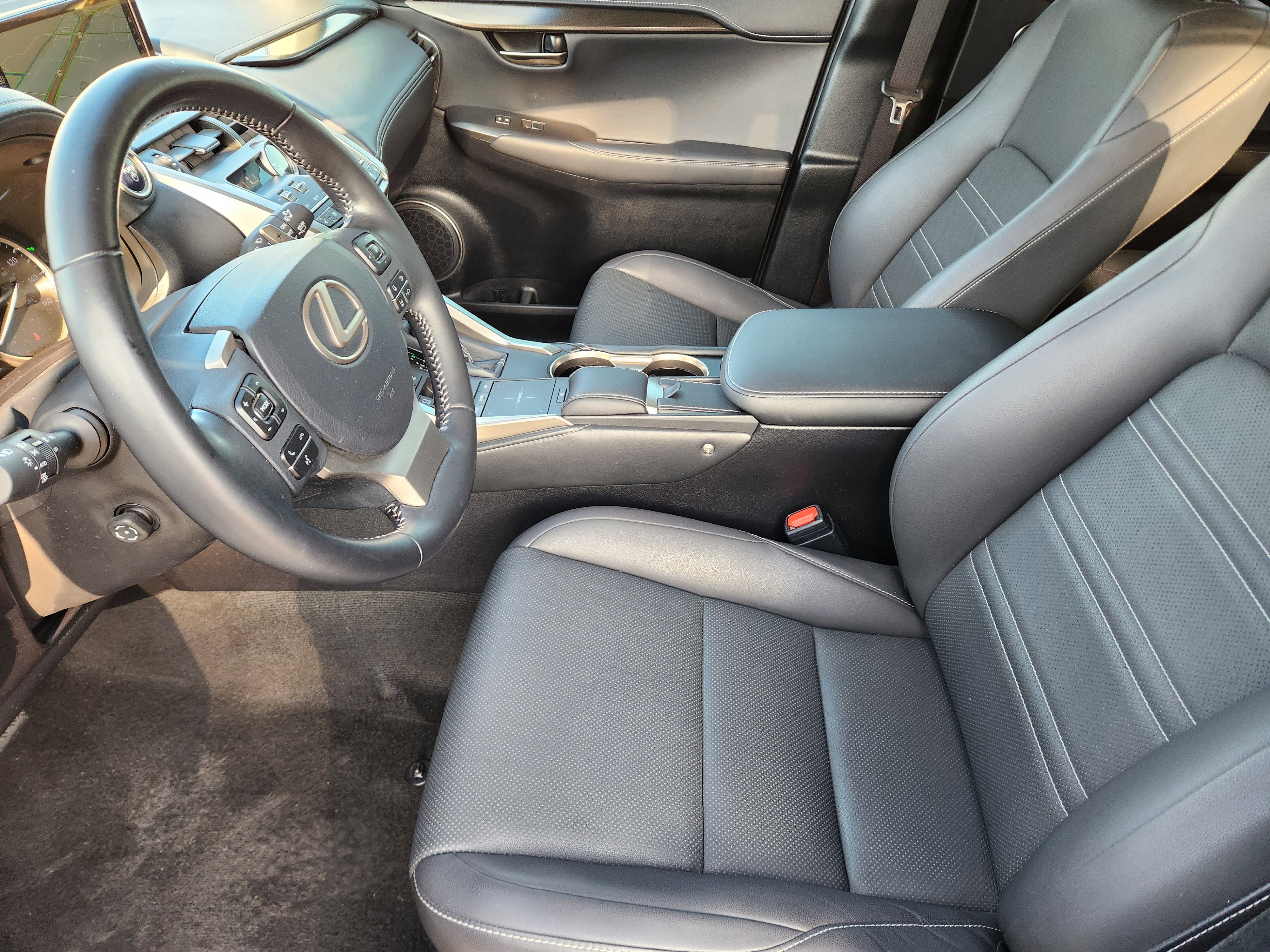 Used 2018 Lexus NX 300h AWD image 15