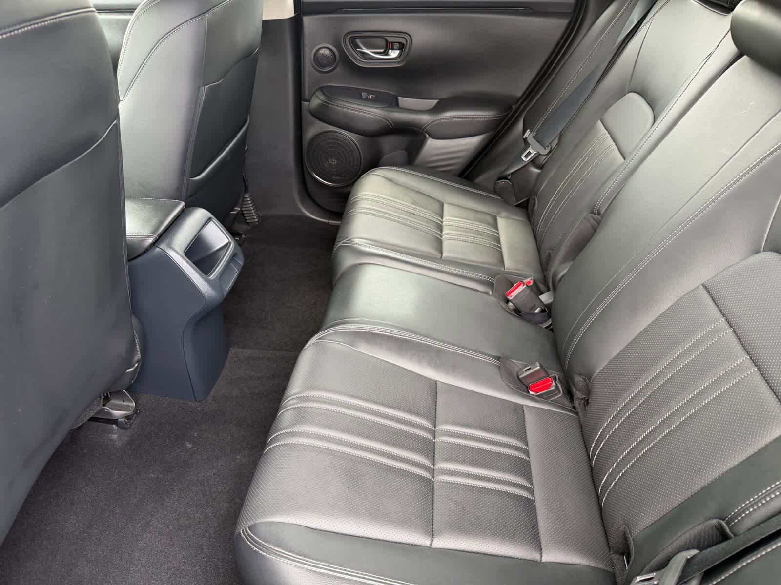 Used 2024 Honda HR-V EX-L image 18