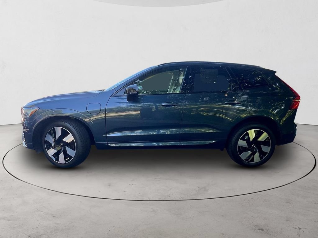 Certified 2025 Volvo XC60 T8 Ultra w/ Protection Package Premier AWD/4WD image 2