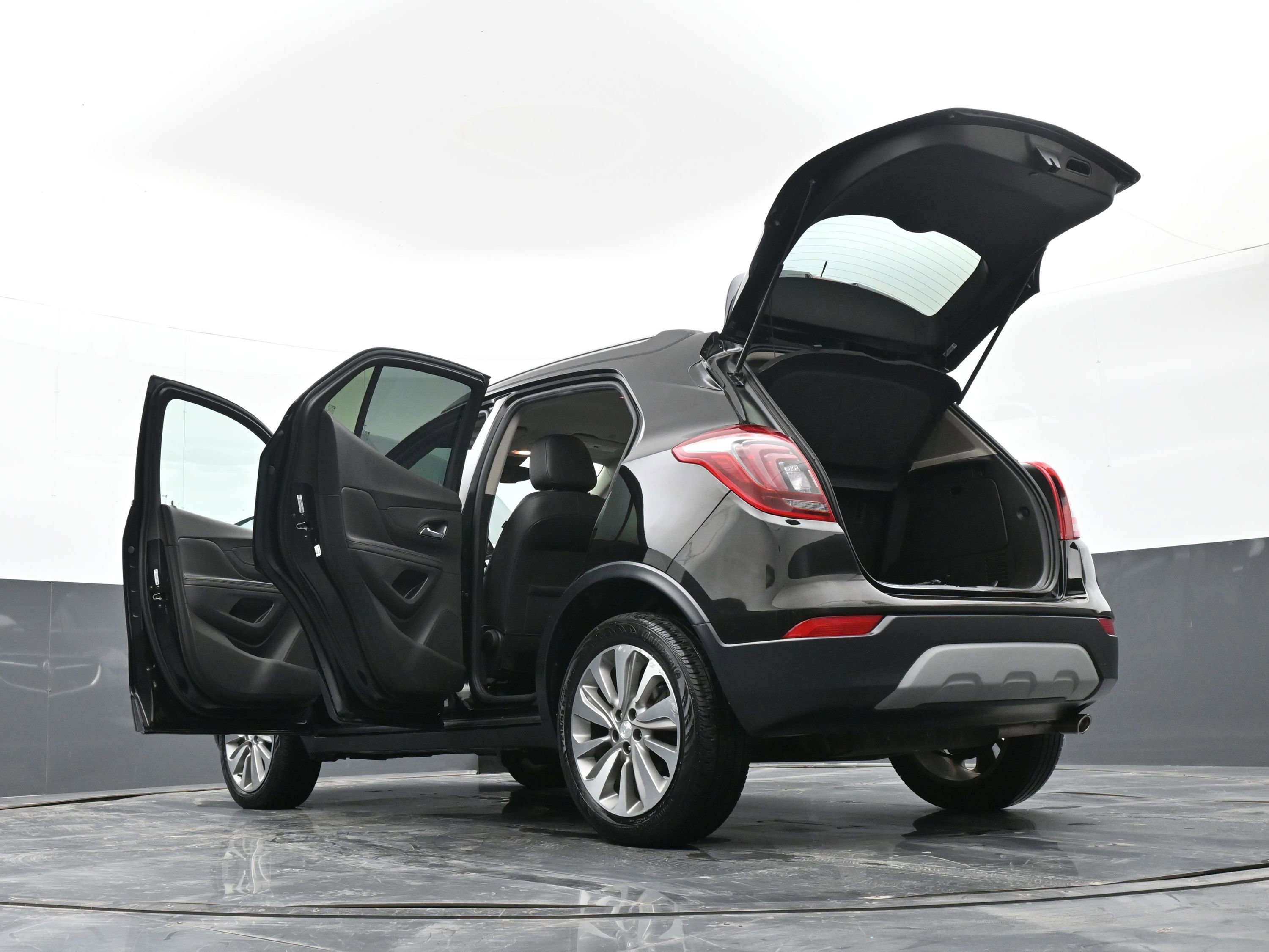 Used 2019 Buick Encore Preferred image 50