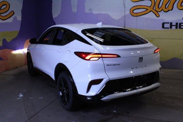 Used 2025 Buick Envista Sport Touring image 5