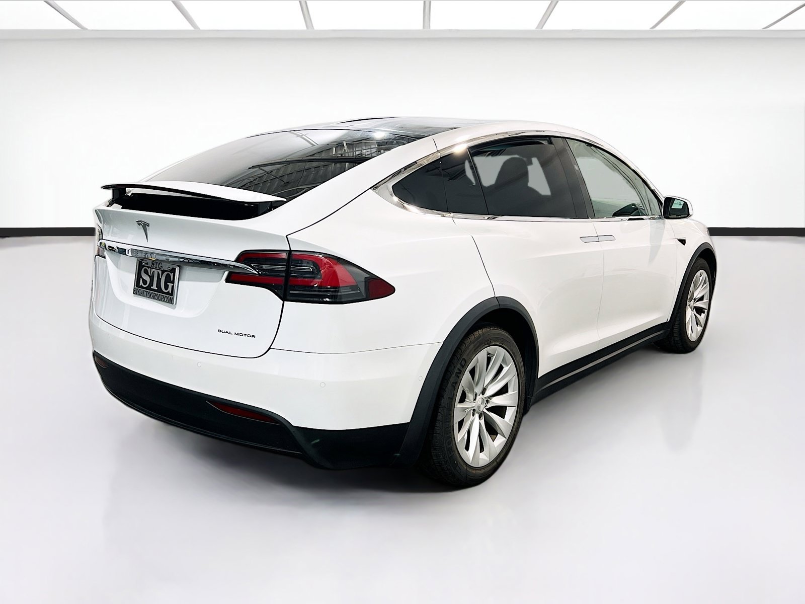 Used 2020 Tesla Model X Long Range AWD/4WD image 4