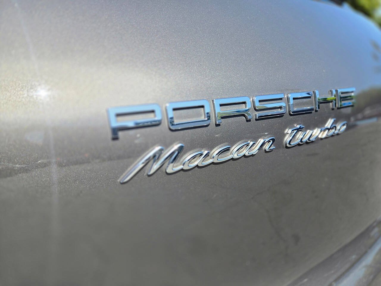 Used 2016 Porsche Macan Turbo AWD/4WD image 39