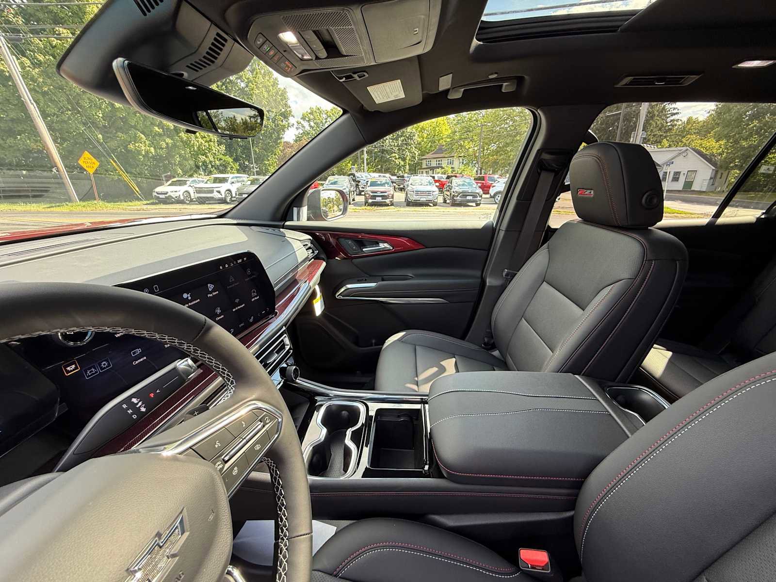 New 2026 Chevrolet Traverse Z71 w/ Driver Confidence Package image 17