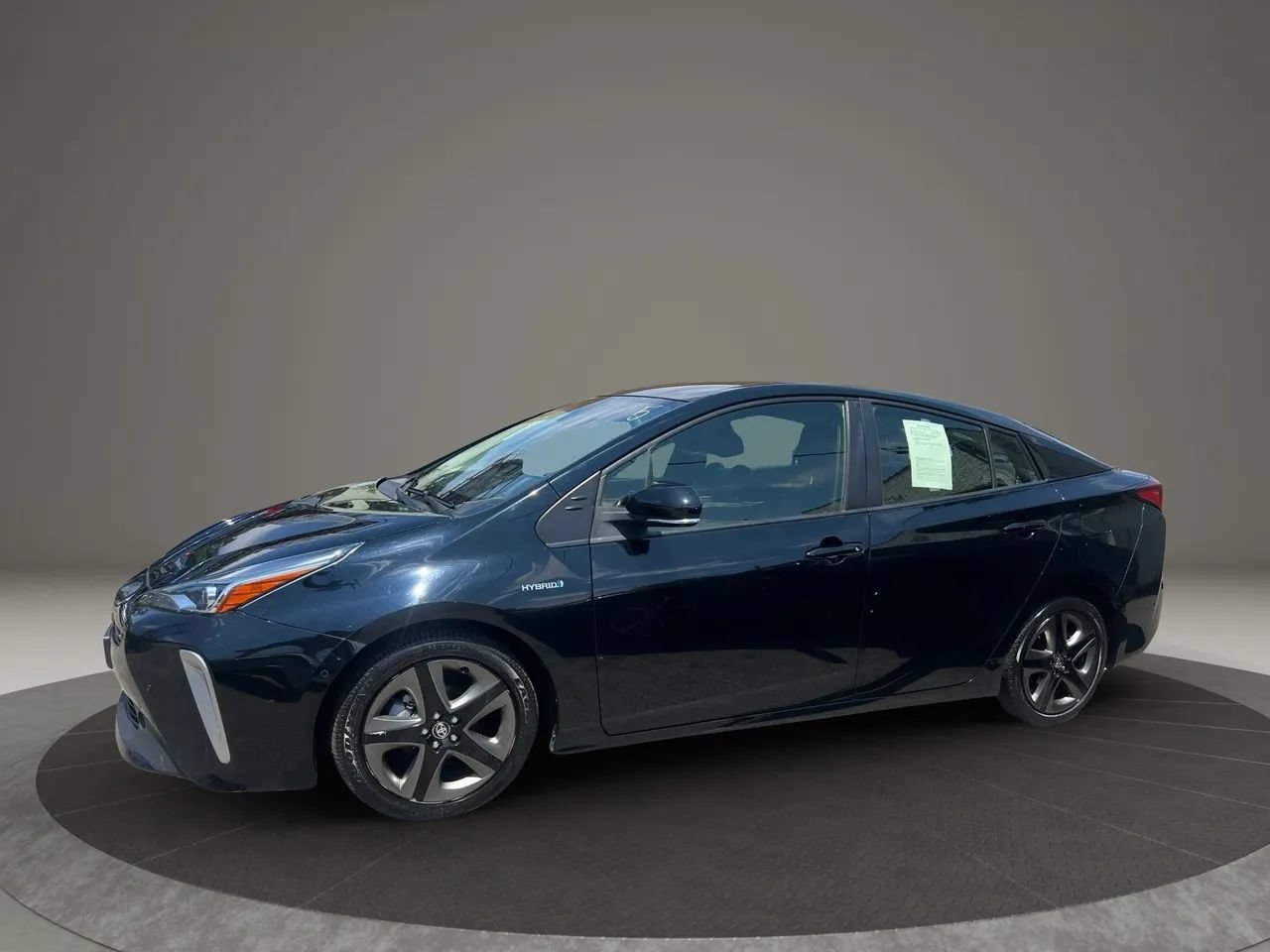 Used 2022 Toyota Prius XLE FWD image 8