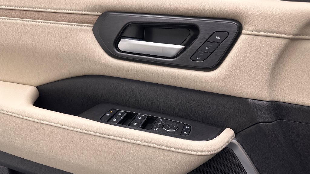 New 2027 Nissan Armada Platinum Reserve AWD/4WD image 19