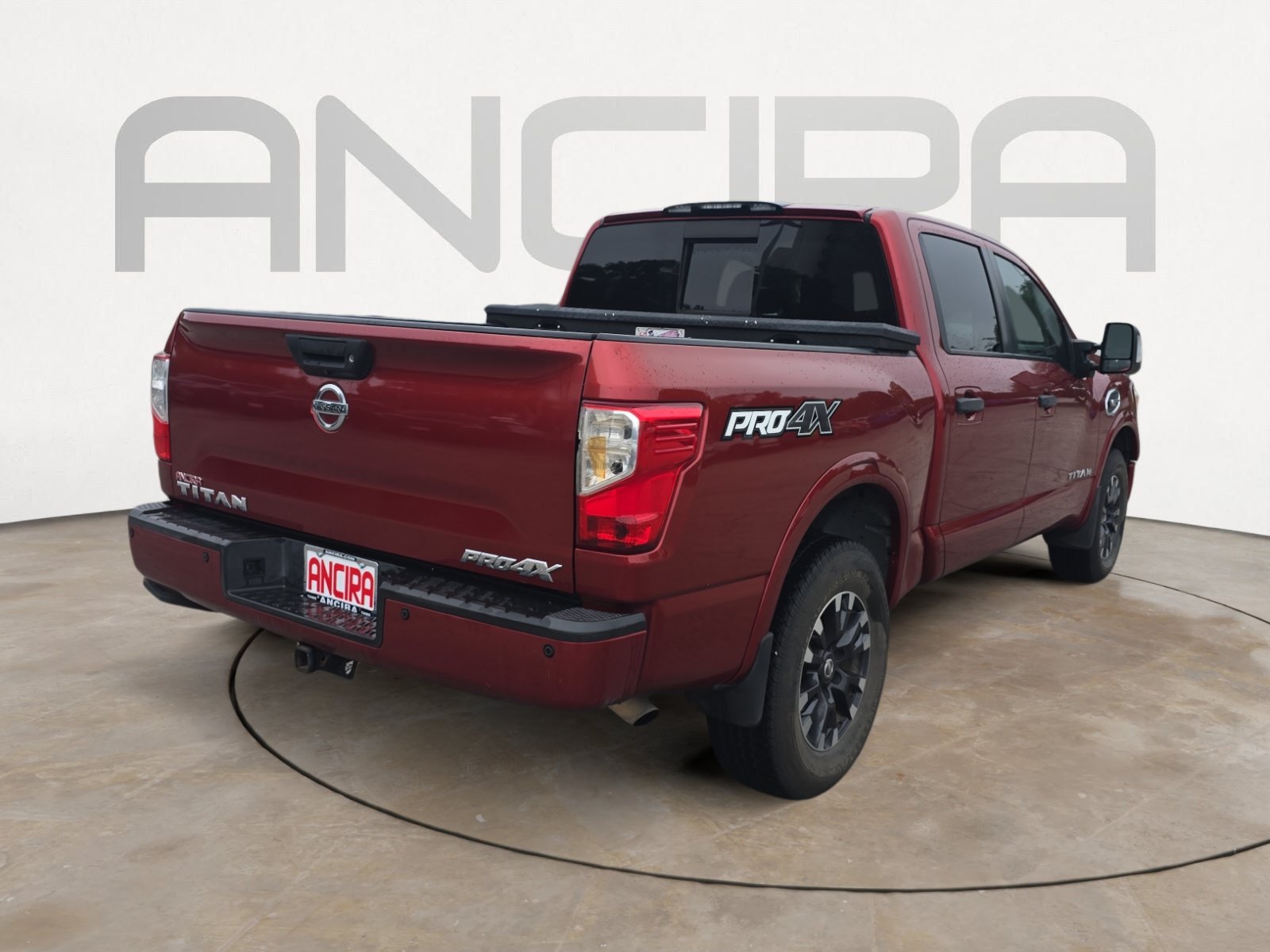 Used 2017 Nissan Titan PRO-4X AWD/4WD image 10