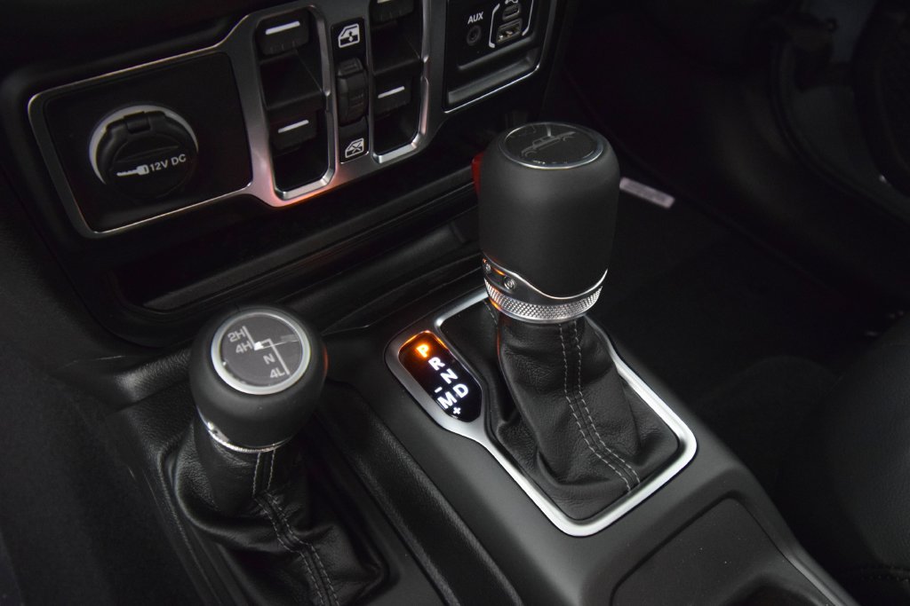 New 2026 Jeep Gladiator Sport AWD/4WD image 28