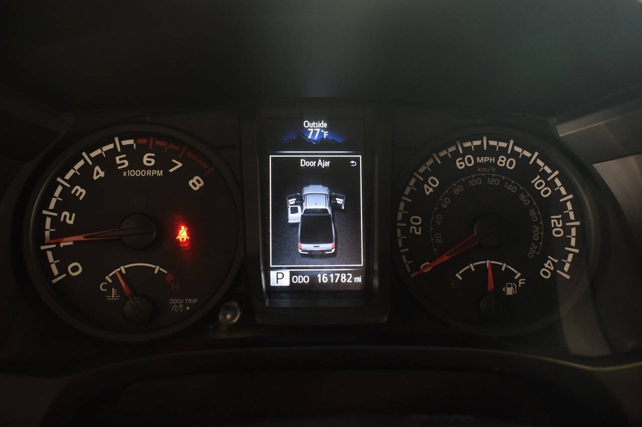 Used 2018 Toyota Tacoma SR RWD image 28
