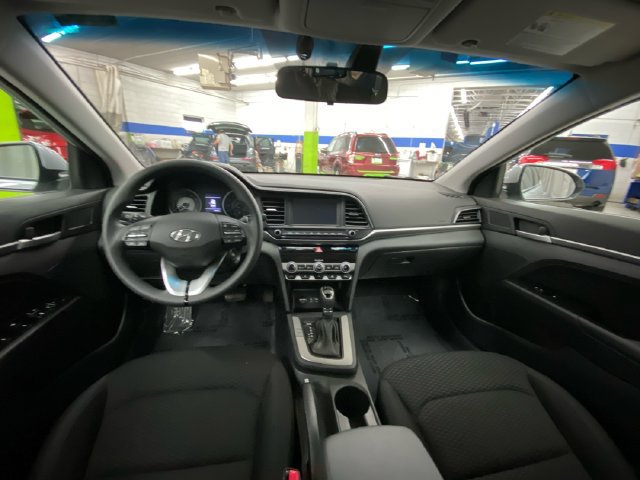 Used 2020 Hyundai Elantra SEL w/ Cargo Package (C1) FWD image 27