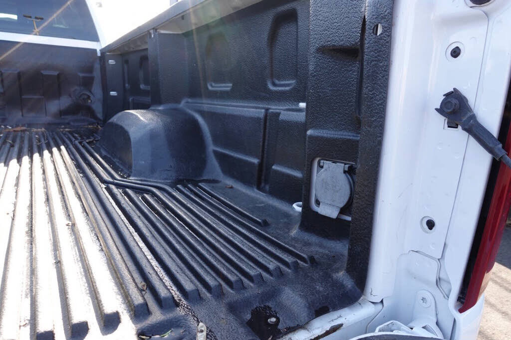 Used 2022 Chevrolet Silverado 2500 W/T w/ WT Convenience Package AWD/4WD image 28