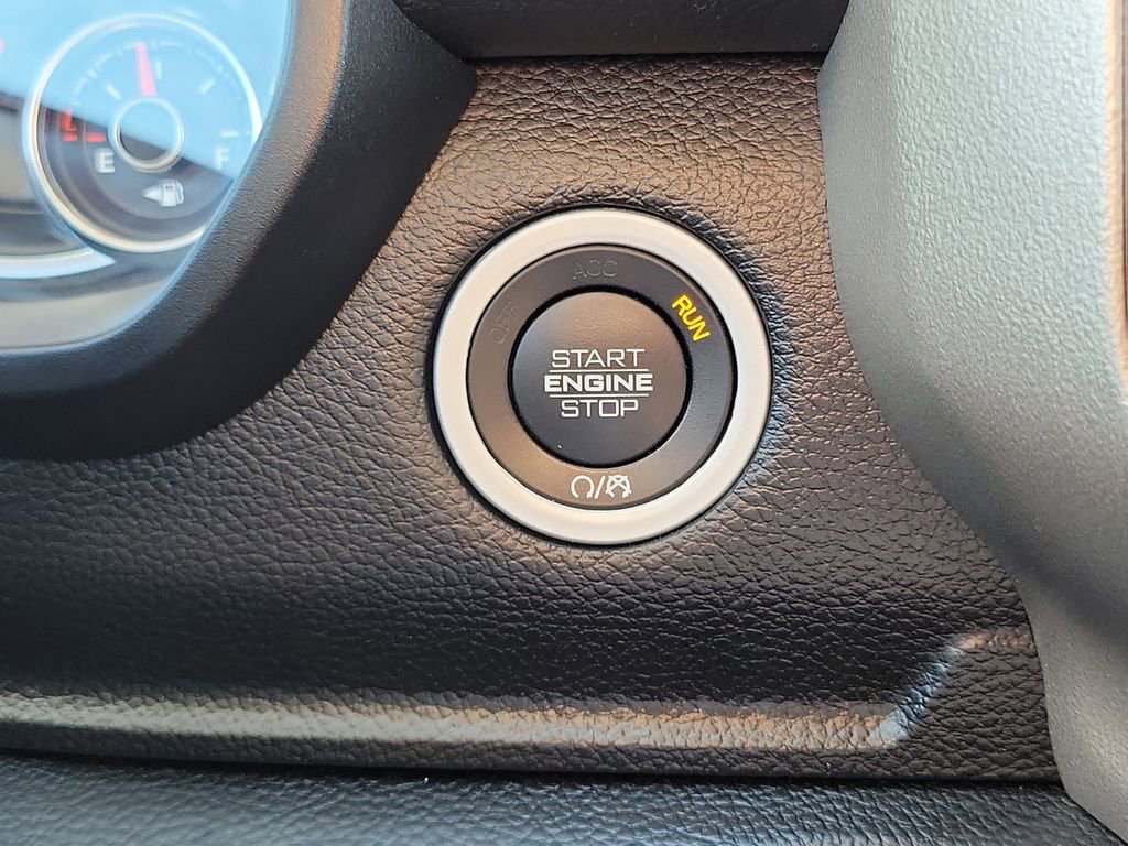 Used 2020 RAM 1500 Laramie image 12