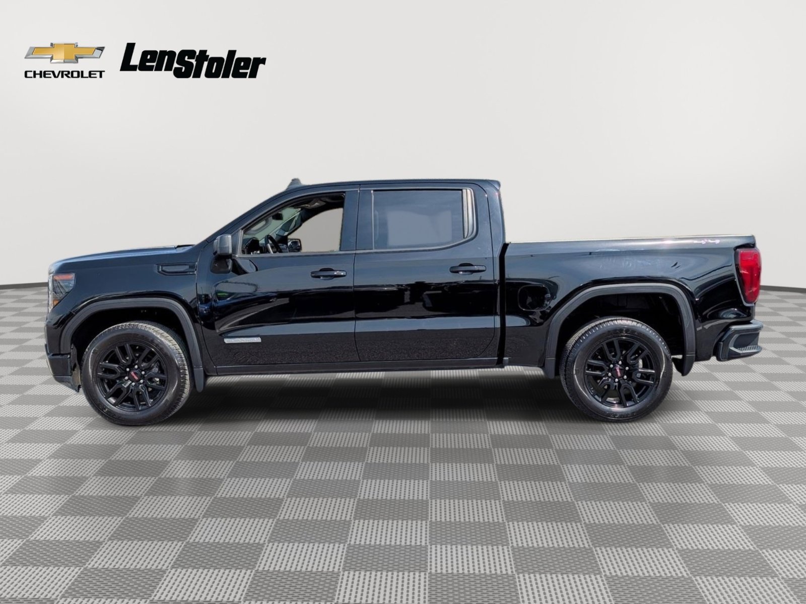 Used 2023 GMC Sierra 1500 Elevation image 2
