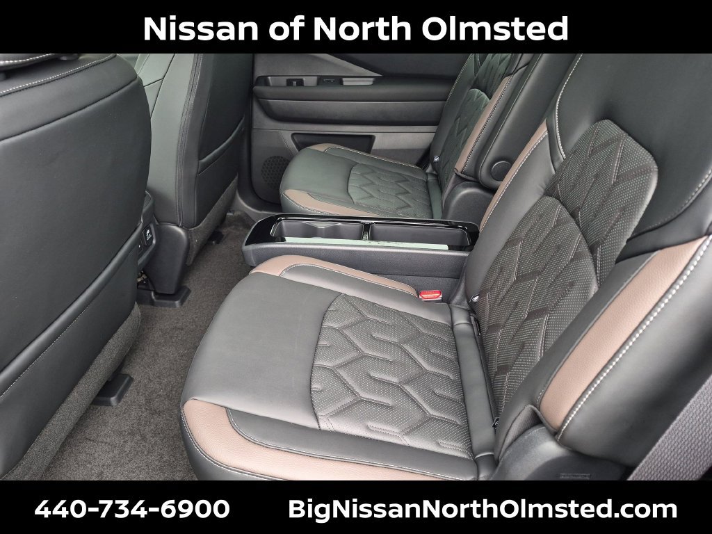 New 2026 Nissan Pathfinder Platinum AWD/4WD image 18