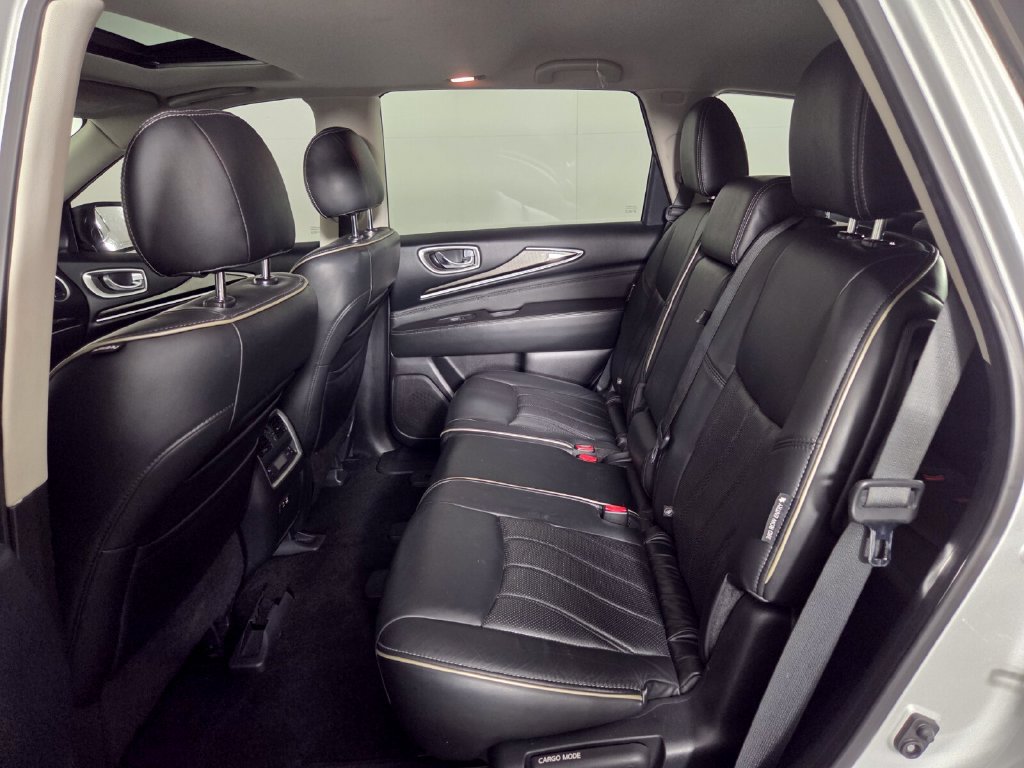 Used 2019 INFINITI QX60 Luxe w/ Essential Package FWD image 22