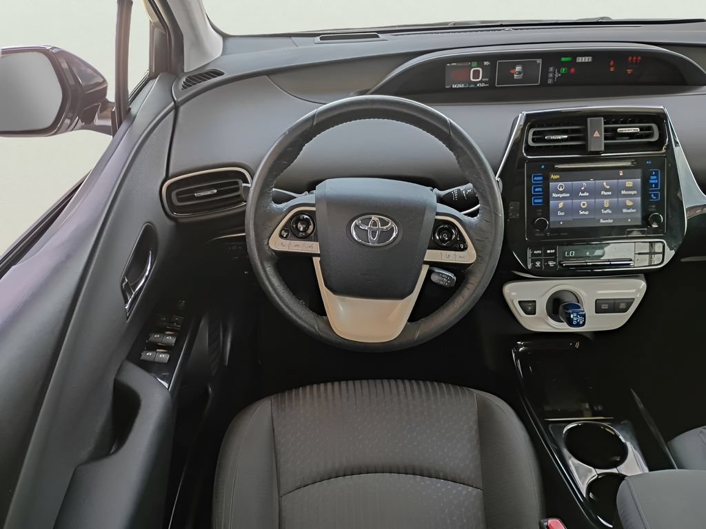 Used 2017 Toyota Prius Three w/ Advanced Technology Package FWD image 3