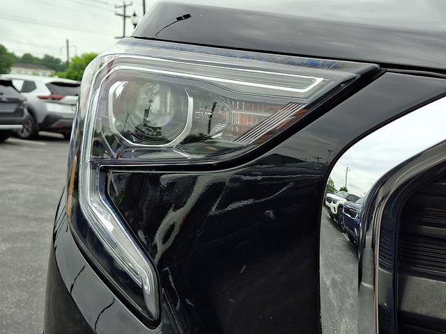 Used 2020 GMC Terrain SLE w/ Driver Convenience Package AWD/4WD image 9