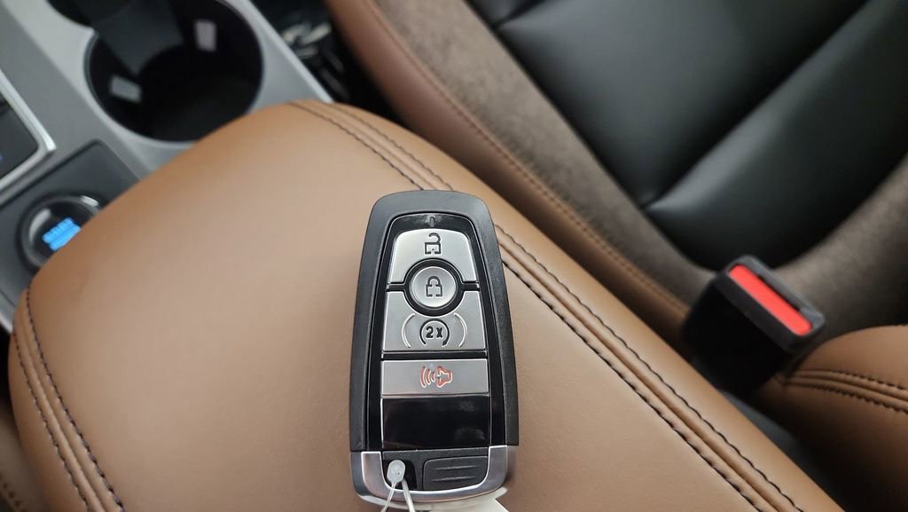 New 2025 Ford Bronco Sport Outer Banks w/ Outer Banks Tech Package+ AWD/4WD image 23