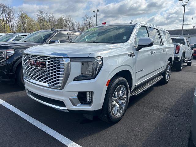 Used 2024 GMC Yukon XL Denali image 1