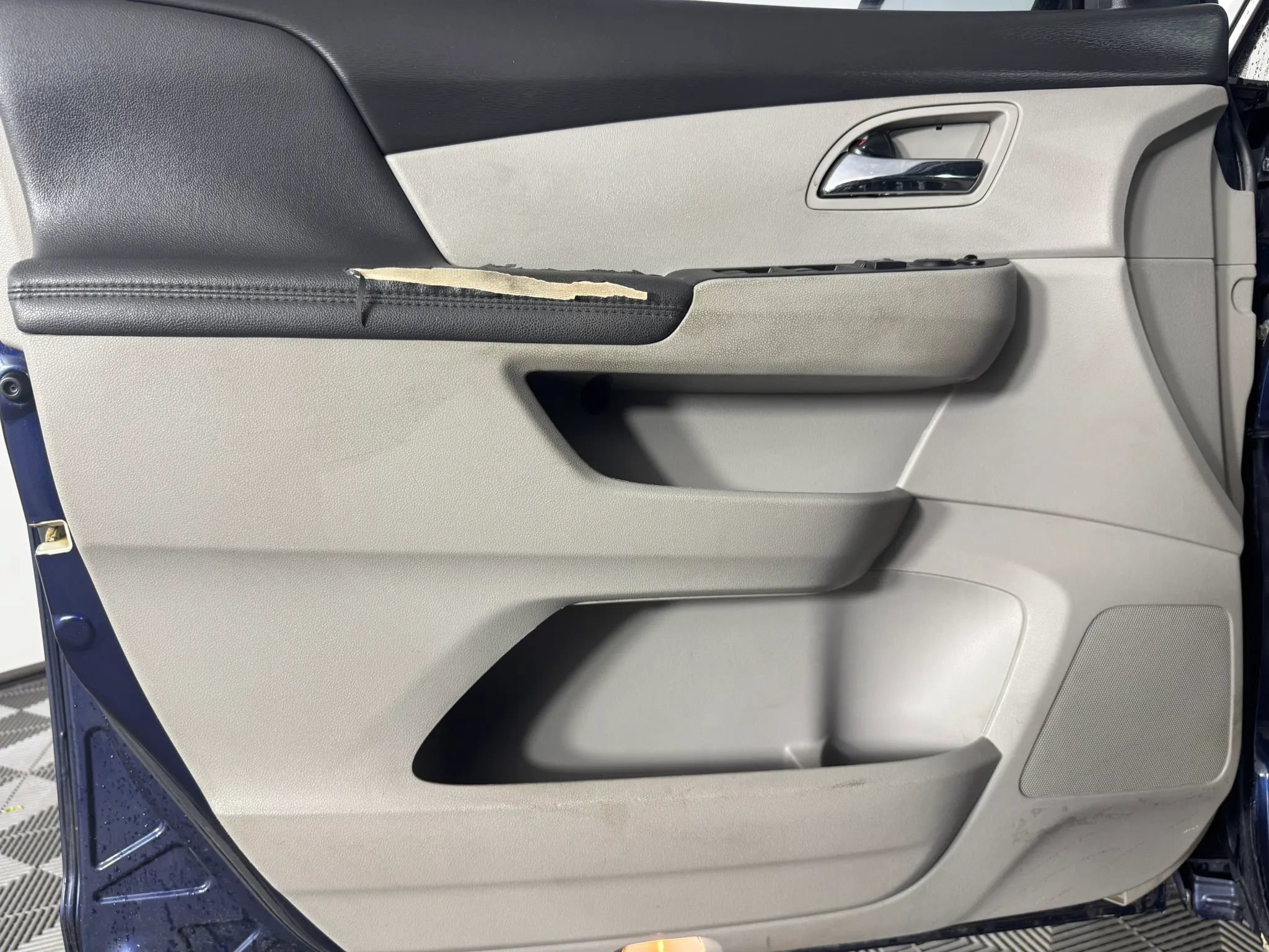 Used 2015 Honda Odyssey EX-L image 41