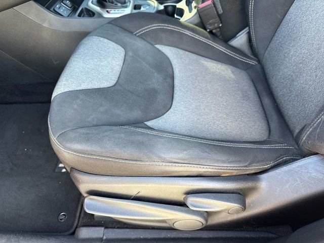 Used 2014 Jeep Cherokee Latitude image 19