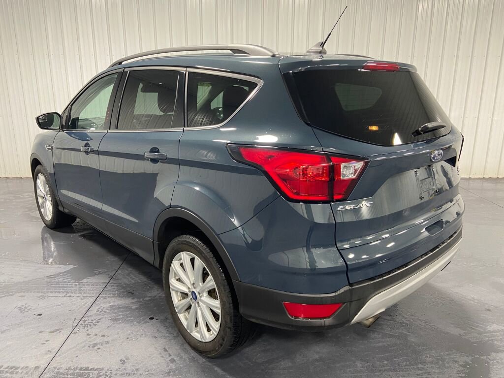 Used 2019 Ford Escape SEL image 3